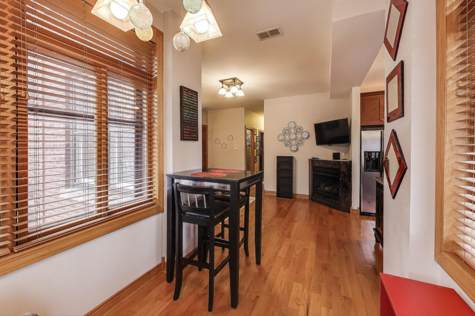 3951 W Waveland Avenue 2