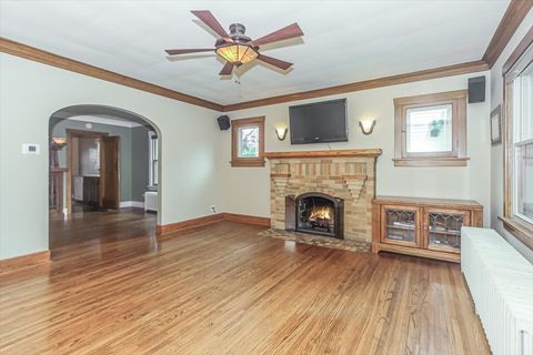 Tiny photo for 315 N Commonwealth Avenue, Elgin, IL 60123 (MLS # 12458128)