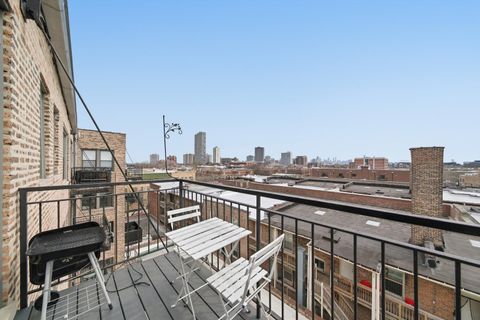 Tiny photo for 4144 N Sheridan Road #604, Chicago, IL 60613 (MLS # 12624759)
