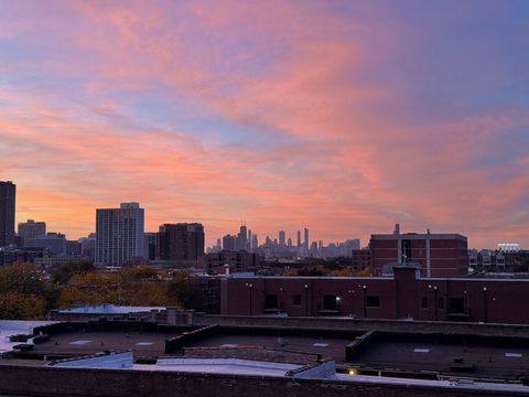 Tiny photo for 4144 N Sheridan Road #604, Chicago, IL 60613 (MLS # 12624759)