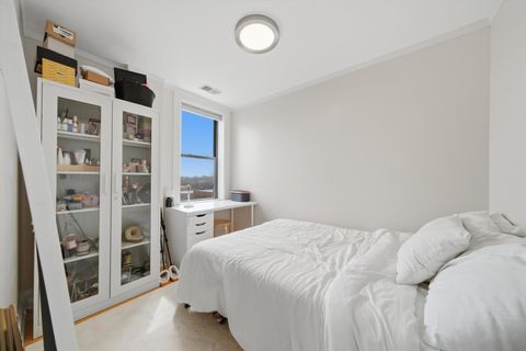 Tiny photo for 4144 N Sheridan Road #604, Chicago, IL 60613 (MLS # 12624759)