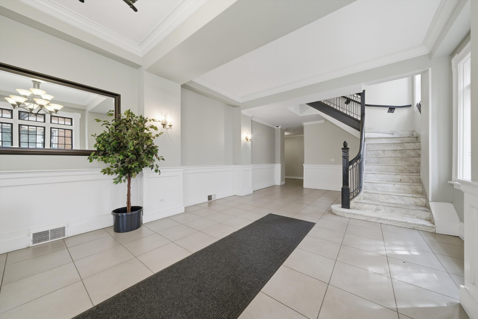 4144 N Sheridan Road 604