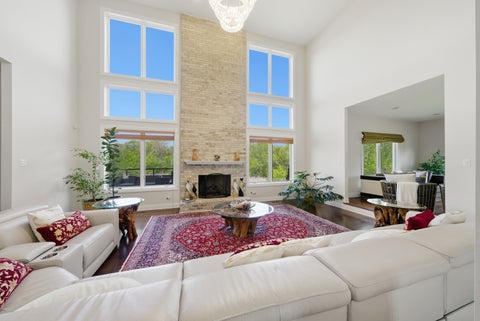Tiny photo for 9 Falcon Lakes Drive, South Barrington, IL 60010 (MLS # 12647612)