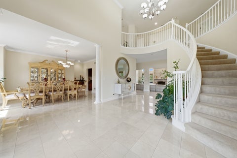 Tiny photo for 9 Falcon Lakes Drive, South Barrington, IL 60010 (MLS # 12647612)