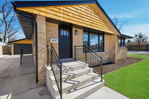 Tiny photo for 4515 N Redwood Drive, Norridge, IL 60706 (MLS # 12557809)