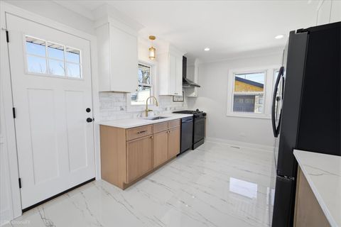 Tiny photo for 4515 N Redwood Drive, Norridge, IL 60706 (MLS # 12557809)