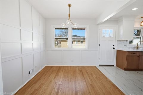 Tiny photo for 4515 N Redwood Drive, Norridge, IL 60706 (MLS # 12557809)