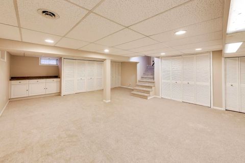 Tiny photo for 905 Crestfield Avenue, Libertyville, IL 60048 (MLS # 12602234)