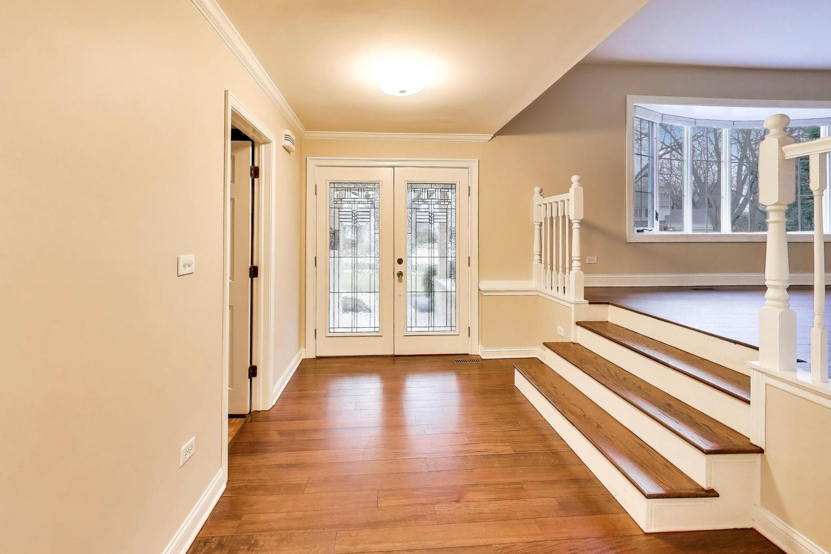 905 Crestfield Avenue