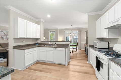 Tiny photo for 6N307 Whitmore Circle #A, St. Charles, IL 60174 (MLS # 12498066)