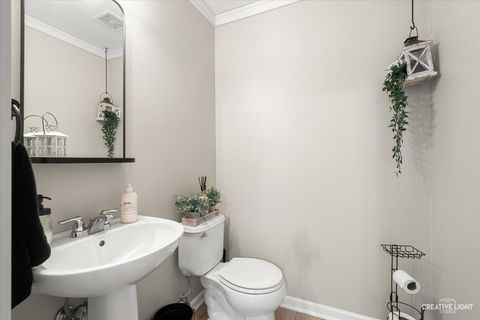 Tiny photo for 6N307 Whitmore Circle #A, St. Charles, IL 60174 (MLS # 12498066)
