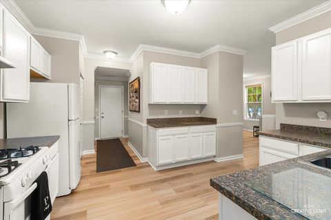 Tiny photo for 6N307 Whitmore Circle #A, St. Charles, IL 60174 (MLS # 12498066)