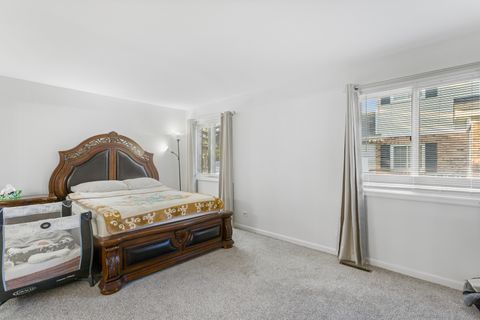 Tiny photo for 7235 Willow Way Lane #B, Willowbrook, IL 60527 (MLS # 12611295)