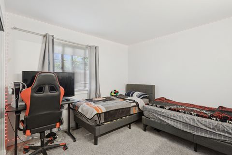 Tiny photo for 7235 Willow Way Lane #B, Willowbrook, IL 60527 (MLS # 12611295)