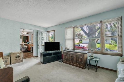 Tiny photo for 4550 Sheridan Street, Davenport, IA 52806 (MLS # 12773968)
