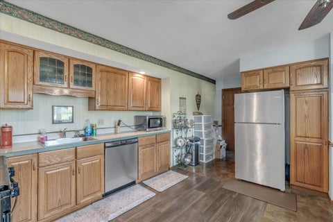 Tiny photo for 4550 Sheridan Street, Davenport, IA 52806 (MLS # 12773968)