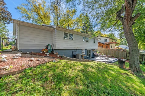 Tiny photo for 4550 Sheridan Street, Davenport, IA 52806 (MLS # 12773968)