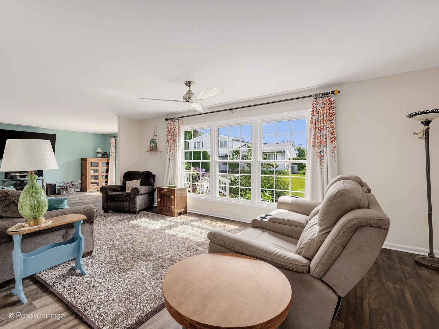 627 Oakwood Drive