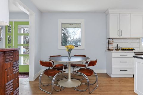 Tiny photo for 1002 Longmeadow Lane, Western Springs, IL 60558 (MLS # 12566084)