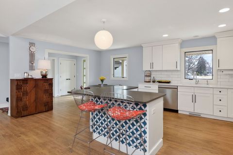 Tiny photo for 1002 Longmeadow Lane, Western Springs, IL 60558 (MLS # 12566084)