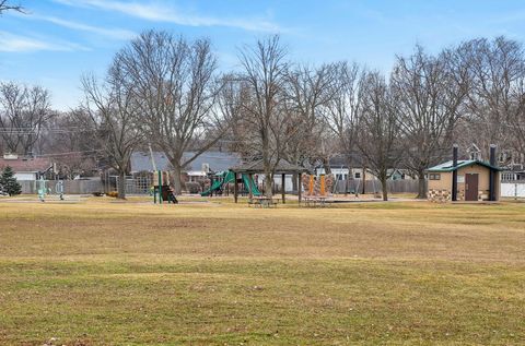 Tiny photo for 1002 Longmeadow Lane, Western Springs, IL 60558 (MLS # 12566084)