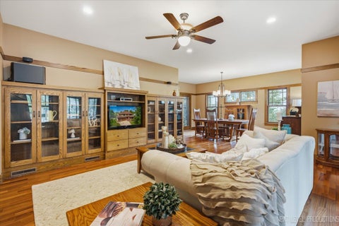 Tiny photo for 627 Ritter Drive, Batavia, IL 60510 (MLS # 12756314)