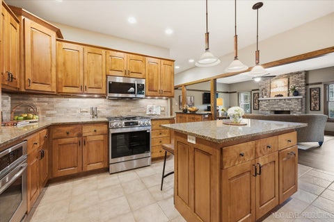 Tiny photo for 627 Ritter Drive, Batavia, IL 60510 (MLS # 12756314)