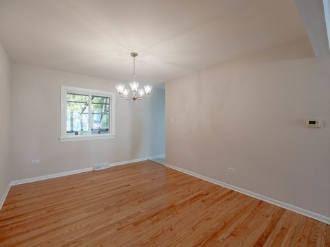Tiny photo for 7104 Blackburn Avenue, Downers Grove, IL 60516 (MLS # 12501051)