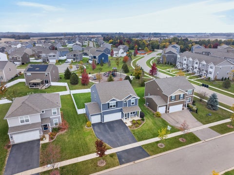 Tiny photo for 2027 Magnolia Lane, Wonder Lake, IL 60097 (MLS # 12789254)