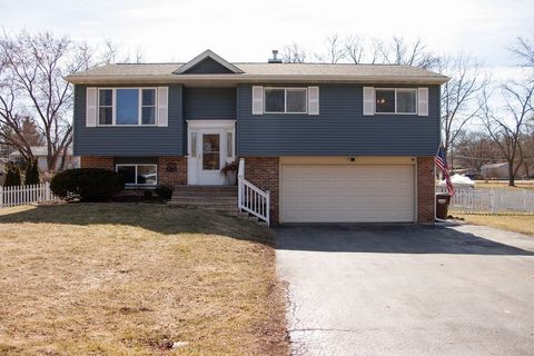 Tiny photo for 8415 Richmond Road, Wonder Lake, IL 60097 (MLS # 12595978)