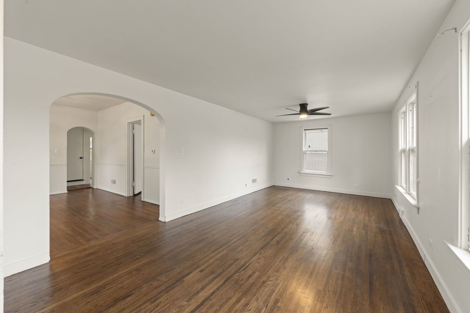 25 E Parkside Avenue