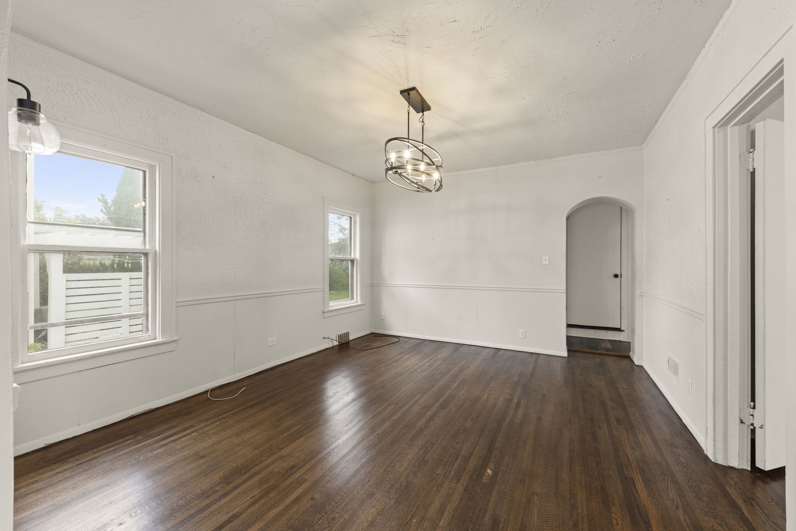 25 E Parkside Avenue