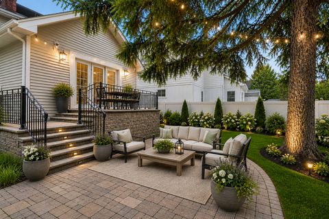 Tiny photo for 171 E Cayuga Avenue, Elmhurst, IL 60126 (MLS # 12631150)