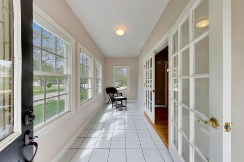 Tiny photo for 171 E Cayuga Avenue, Elmhurst, IL 60126 (MLS # 12631150)