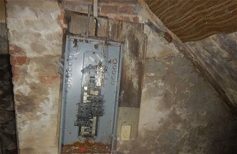 Tiny photo for 1129 E Reservoir Street, Springfield, IL 62702 (MLS # 12549193)