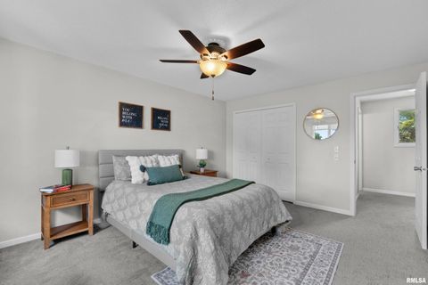 Tiny photo for 3461 CEDARVIEW Court, Bettendorf, IA 52722 (MLS # QC4268323)