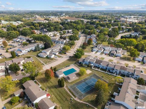 Tiny photo for 3461 CEDARVIEW Court, Bettendorf, IA 52722 (MLS # QC4268323)