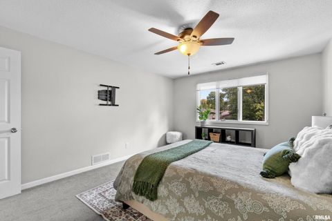 Tiny photo for 3461 CEDARVIEW Court, Bettendorf, IA 52722 (MLS # QC4268323)