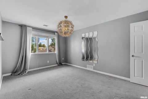 Tiny photo for 3461 CEDARVIEW Court, Bettendorf, IA 52722 (MLS # QC4268323)