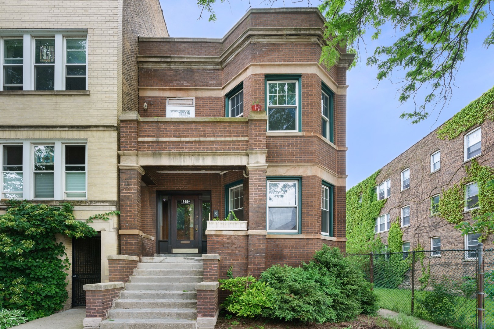 Photo 1 of 14 — 6413 N Newgard Avenue 1, Chicago, IL 60626