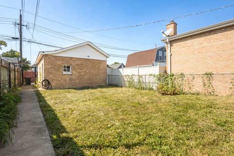 Tiny photo for 5648 S California Avenue, Chicago, IL 60629 (MLS # 12487701)