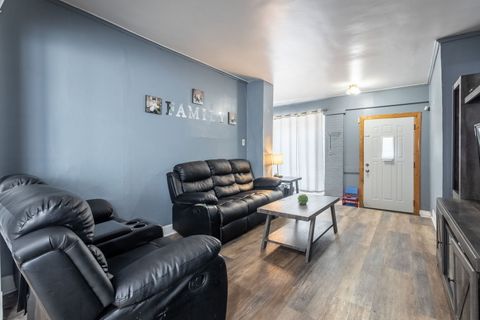 Tiny photo for 5648 S California Avenue, Chicago, IL 60629 (MLS # 12487701)