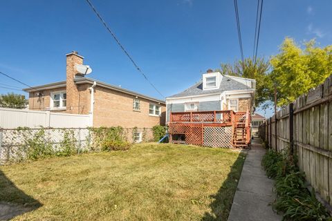Tiny photo for 5648 S California Avenue, Chicago, IL 60629 (MLS # 12487701)