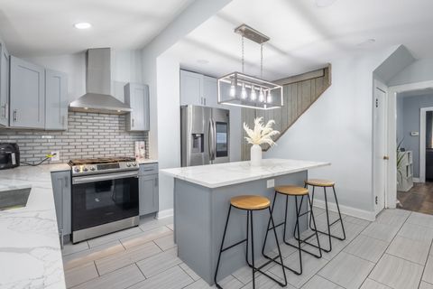 Tiny photo for 5648 S California Avenue, Chicago, IL 60629 (MLS # 12487701)