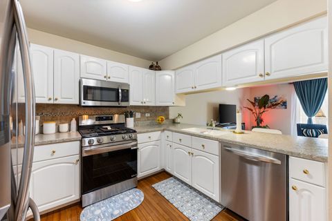 Tiny photo for 3416 Lake Shore Drive Round, Joliet, IL 60431 (MLS # 12612910)