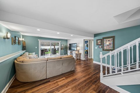 Tiny photo for 6515 Deerpath Court, Lisle, IL 60532 (MLS # 12583676)