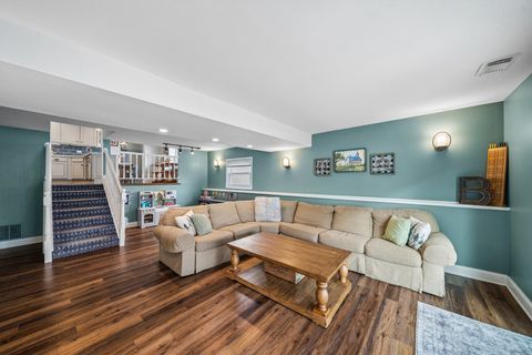 Tiny photo for 6515 Deerpath Court, Lisle, IL 60532 (MLS # 12583676)