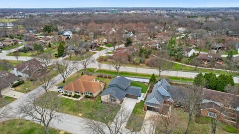 Tiny photo for 6515 Deerpath Court, Lisle, IL 60532 (MLS # 12583676)