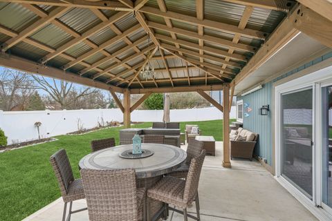 Tiny photo for 6515 Deerpath Court, Lisle, IL 60532 (MLS # 12583676)