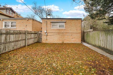 Tiny photo for 7246 S Wood Street, Chicago, IL 60636 (MLS # 12563648)